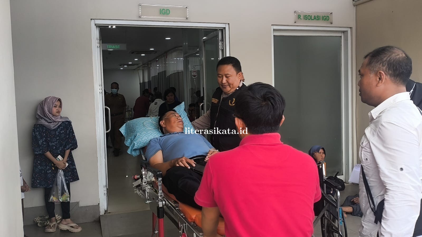 Gerak Cepat Tim Dokkes Polres Majalengka Antar Anggota Yang Sakit