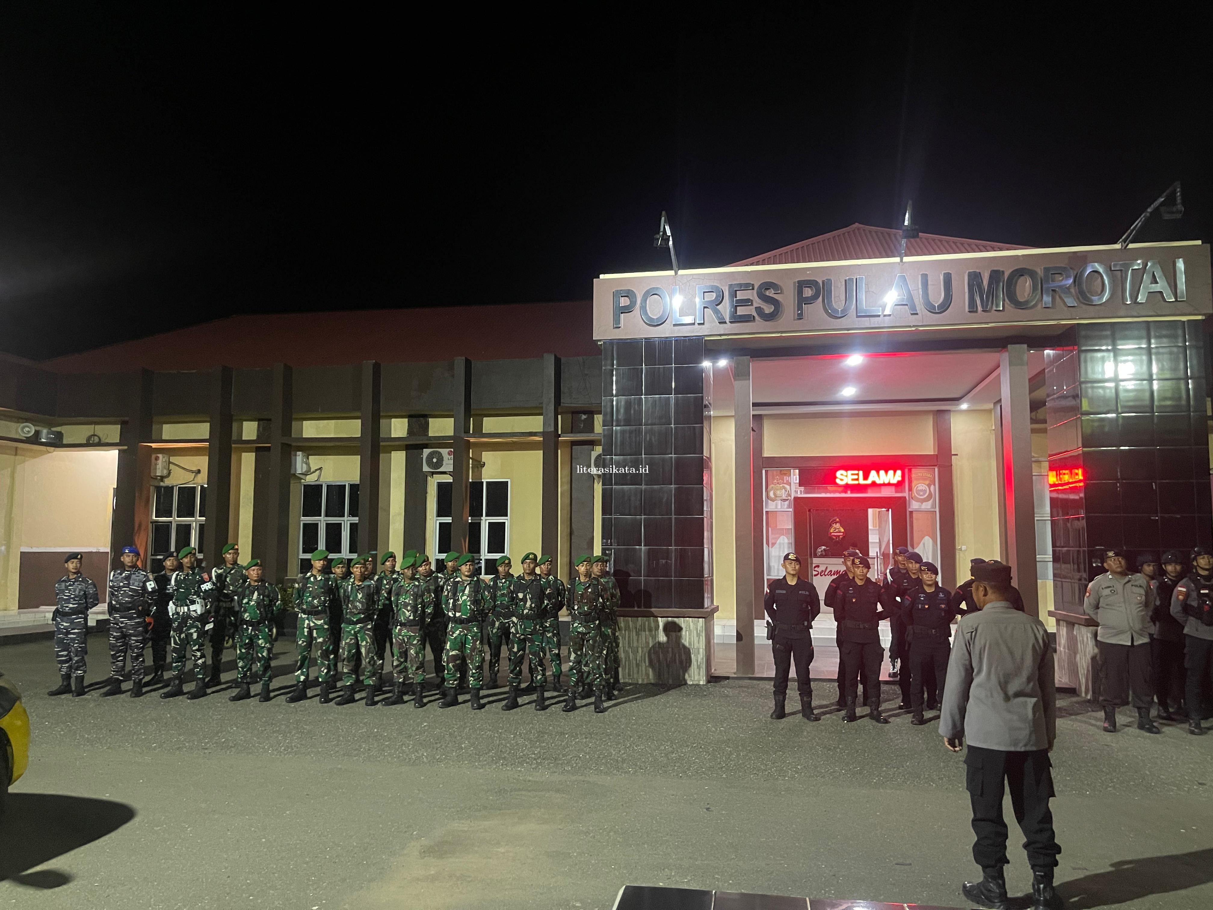 Patroli Gabungan TNI-Polri Jaga Kamtibmas.